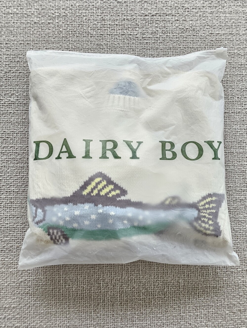 NWT Dairy Boy Fisherman's Daughter Fish Sweater in Oyster - Picture 10 of 11